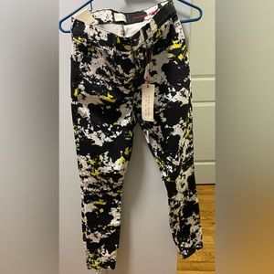 Alice + Olivia black and white jeans with hints of yellow